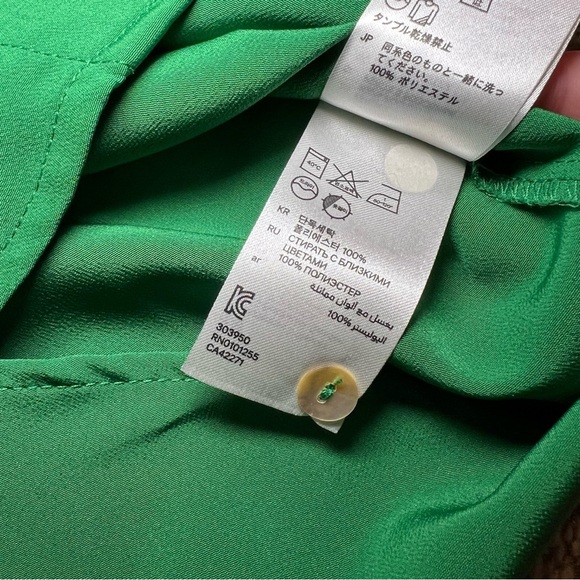 H&M Women's Green Button Down Ruffle Placket Sleeveless Blouse Size 4 - Picture 8 of 8